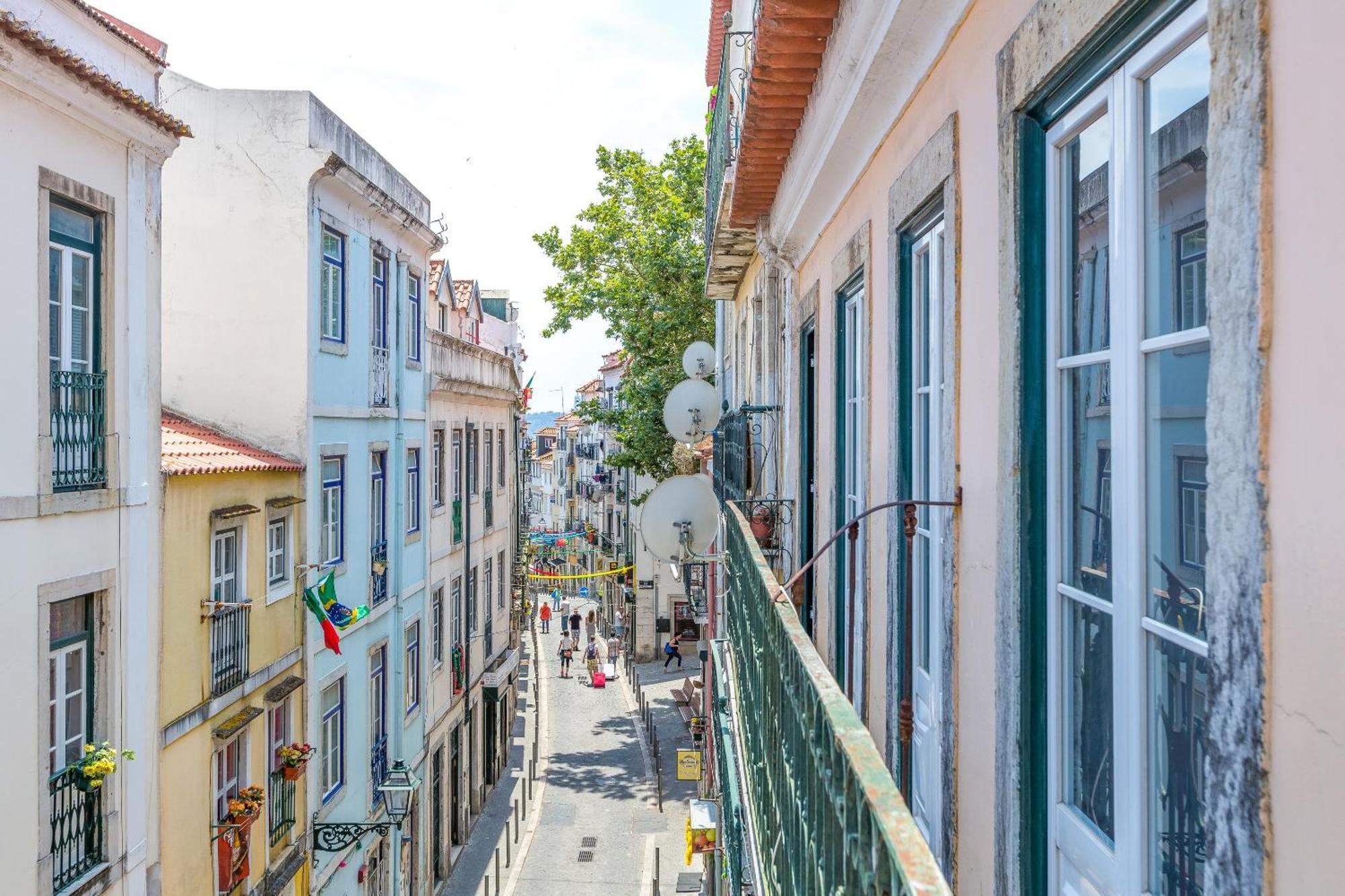 Alfama With Open Air - Up To 30 Guests