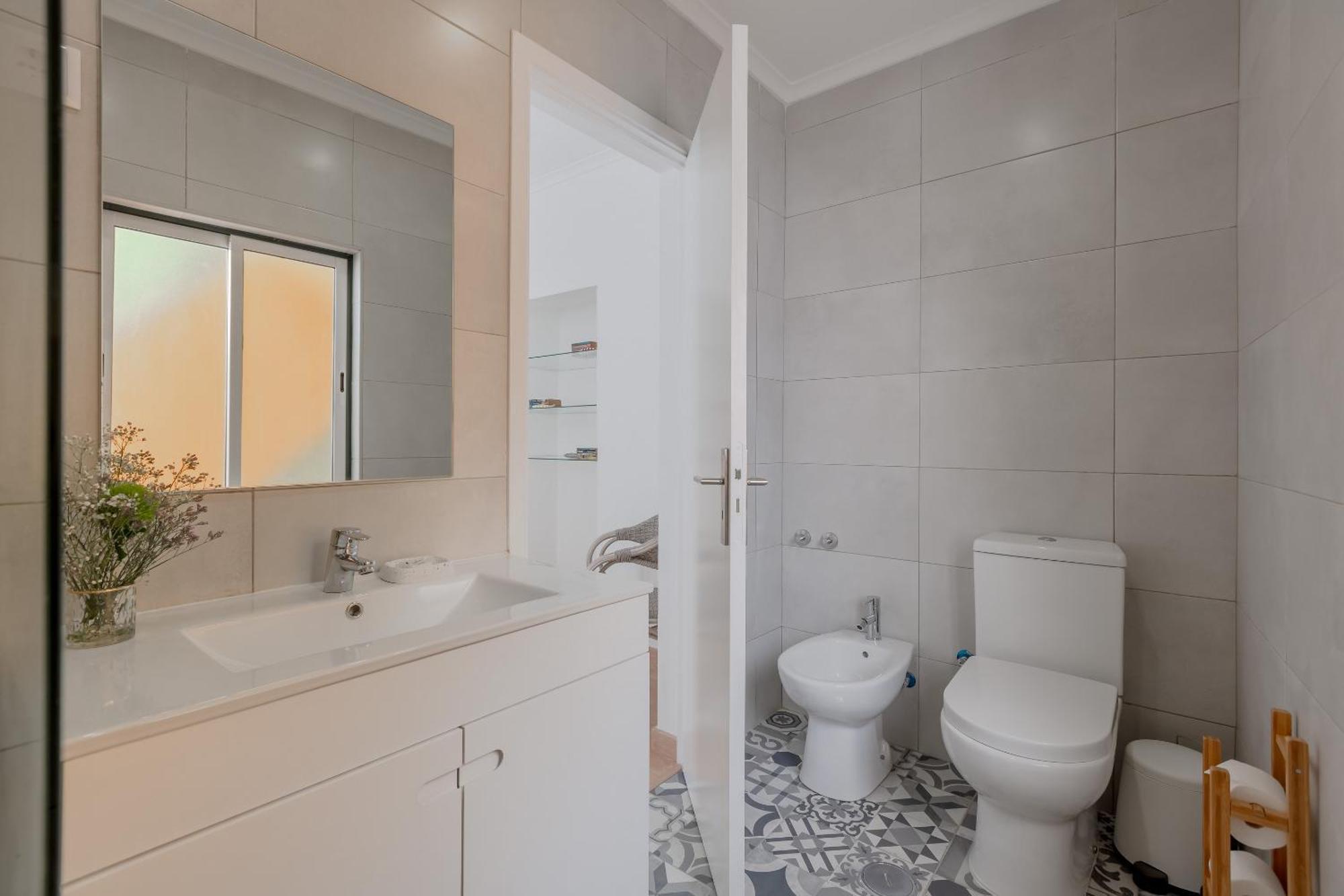 Alfama With Open Air - Up To 30 Guests Apartment Lissabon